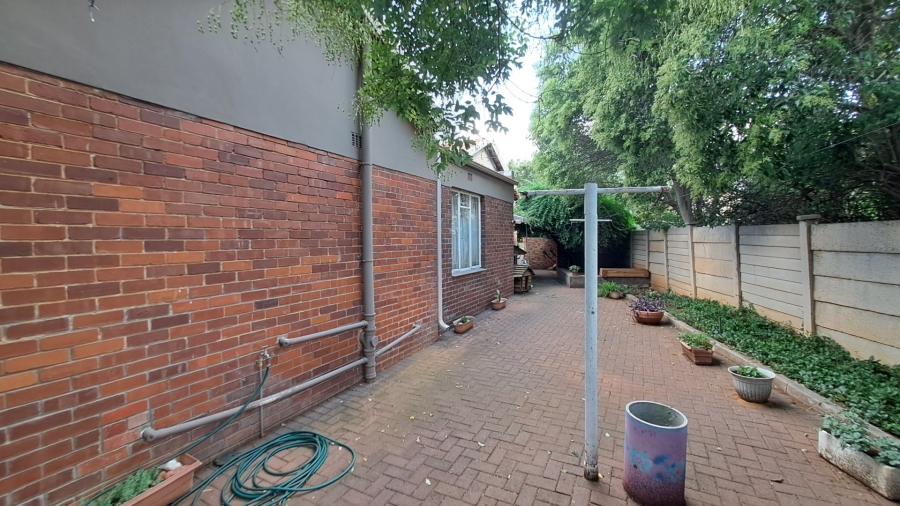 5 Bedroom Property for Sale in Fichardt Park Free State